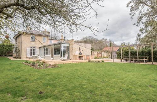 Saxmundham House | The Limes, Benhall