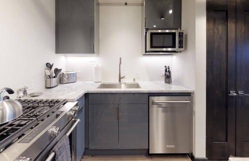 Downtown Santa Fe Condo | The Lincoln 502, 1 Bed/1 Bath, Luxury Loft Style Condo
