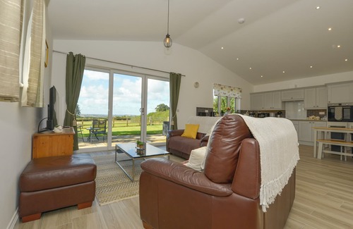 Lapford Cottage | THE LINHAY, pet friendly, with a garden in Lapford