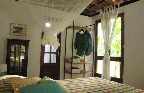 Santa Cruz Cabralia House | The Lion Cottage- Charming Studios