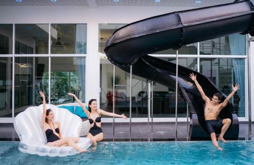 Huai Yai Villa | The Lion King "8 bed" Pool Villa Pattaya Ocean Yacht Club 4 km