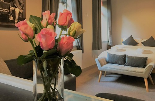 Ripponden Hotel | The Lion Pub & Grill