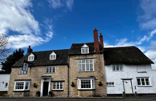 Shipston on Stour Hotel | The Lion, Tredington