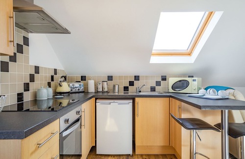 Newquay House | THE LITTE HIDEAWAY, romantic, character holiday cottage in Newquay