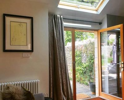 Bath Apartment | The Little Barn @ Bath With LARGE Hot Tub