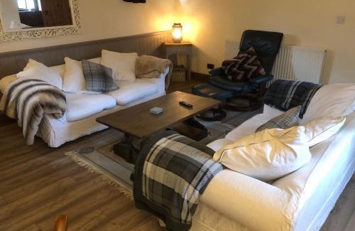 Crick House | The Little Barn