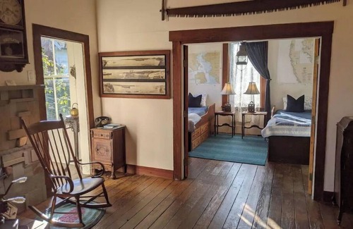 Caspar Other | The Little Blue Farmhouse on the Mendocino Coast