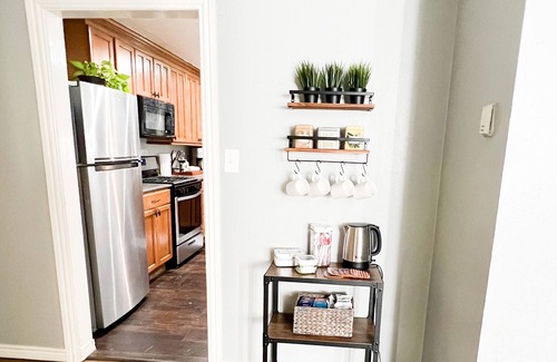 Original Town House | The Little Blue House - Entire Home - Dallas, TX