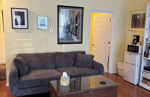 Stateburg Cottage | The Little Cottage at Brookland Historic Plantation in Stateburg, near Shaw