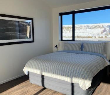Lake Tekapo House | The Little Cottage