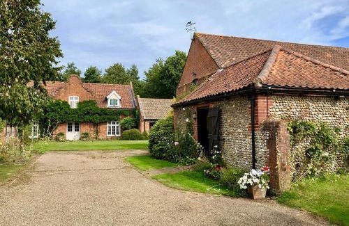 Hempstead House | The Little House