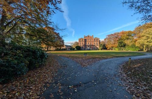Bradford House | The Little House