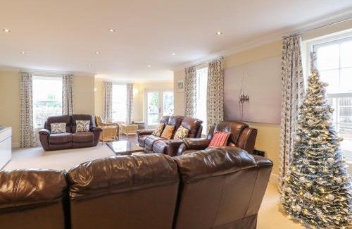 Horning House | The Little House