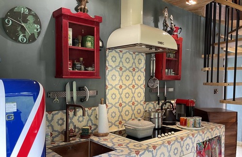 Sibford Gower Cottage | The Little House in Cotswolds - a little bit of luxury