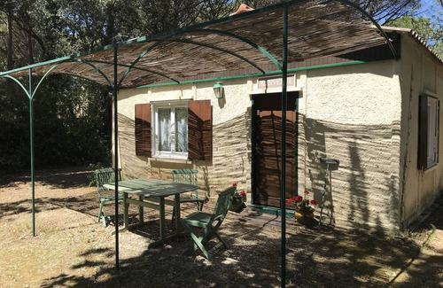 Rochegude Apartment | The Little House in the Pine Forest