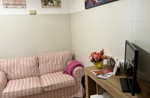 Zona LIII Tomba di Nerone Apartment | The Little House