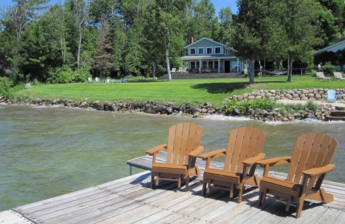 Alden Cottage | The Little House on Torch Lake with optional Carriage House