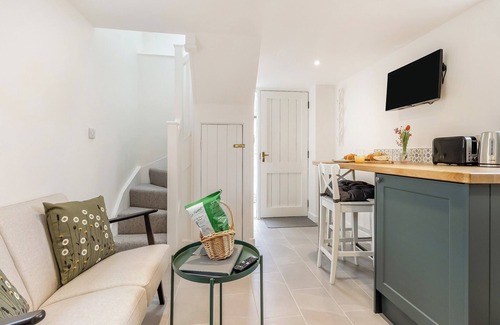 Pontesbury Cottage | The Little House - UK49129