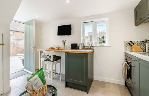 Pontesbury Cottage | The Little House - UK49129