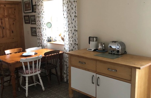 Crowkeeragh Cottage | The Little Irish Cottage on the Wild Atlantic Way - experience the real Ireland.