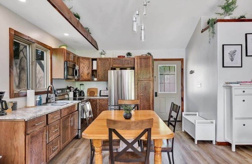 Athens Ski Chalet | The Little Lakehouse on Charleston Lake