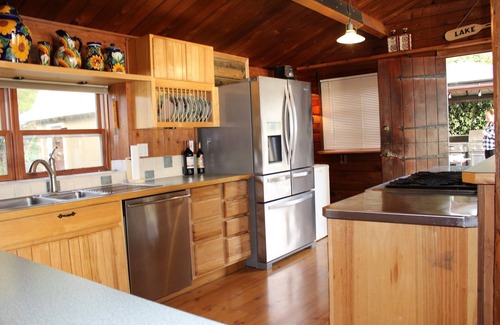 Lacey Cabin | The Little Lodge 3 bed 1 1/2 bath" private 100' no bank lakefront with dock