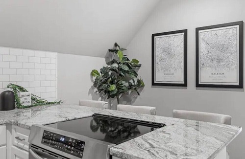 North Raleigh House | The Little Oak City Sanctuary. Centrally Located