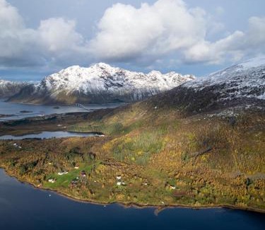 Barstrand House | The Little Red Cabin Lofoten