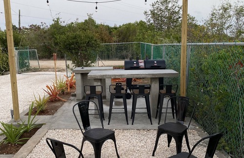 Little Harbour House | The Little Villa (Newly Renovated)
