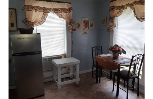 Tallassee House | The Little White Cottage