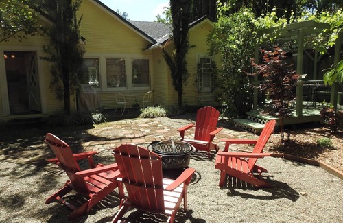 Murphys Cottage | The Little Yellow Cottage