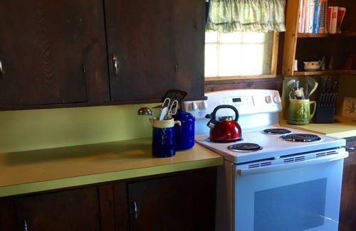 Port Clyde Cottage | The Lobster Trap Cottage - on the water - Port Clyde