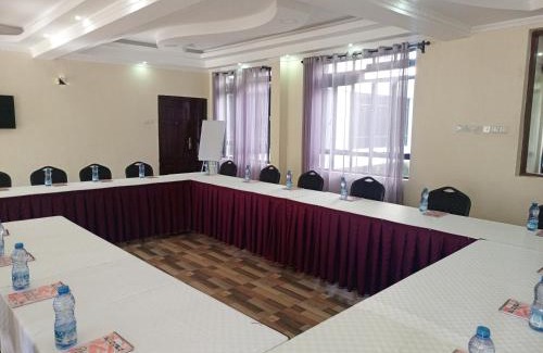 Bondo Hotel | The Loch Hotel Bondo