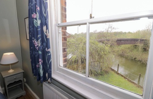 Gloucester Cottage | The Lock House