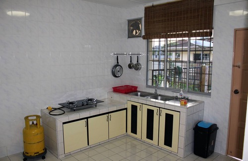 Kuching House | The Lodge 362 Cottage