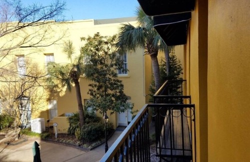 French Quarter Apartment | The Lodge Alley Inn, Studio