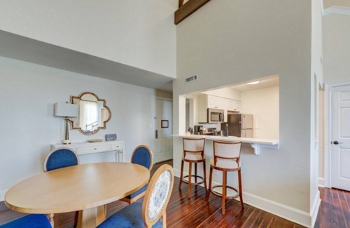 French Quarter Condo | The Lodge Alley Inn™ - 1 Bedroom