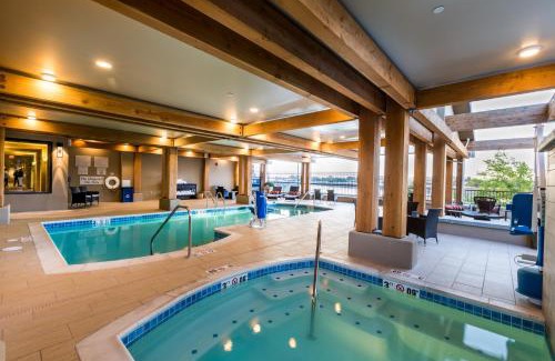 South Richland Hotel | The Lodge at Columbia Point