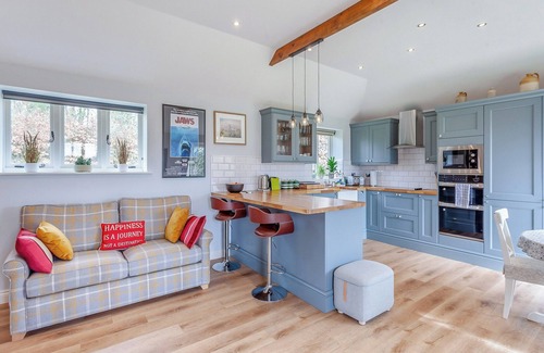 East Horrington Cottage | The Lodge at Edenbridge