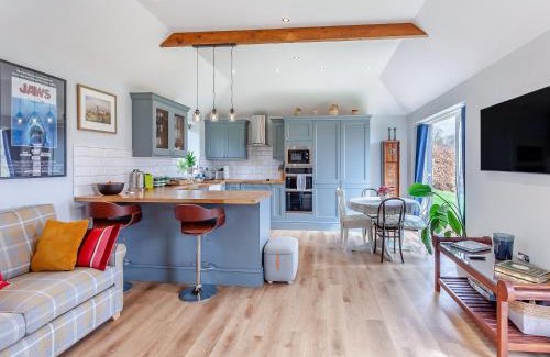 East Horrington House | The Lodge At Edenbridge