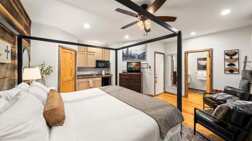 Townsend House | The Lodge at Genesis Ranch