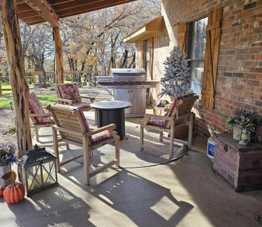 Weatherford House | The Lodge at Harmony Oaks