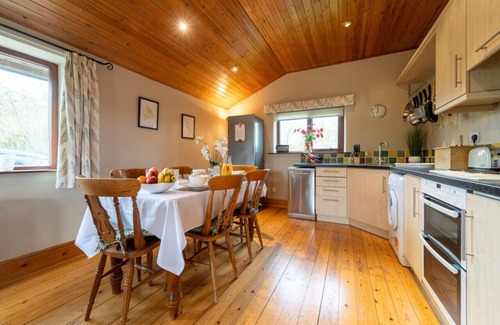 Fence Cottage | The lodge at Horton Hall Farm