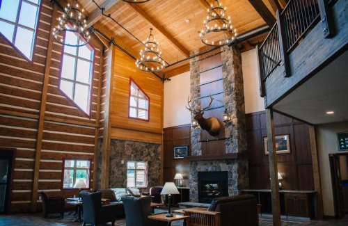 Mauston Hotel | The Lodge at Mauston