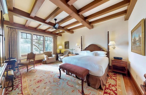 King City Resort | The Lodge at Sea Island