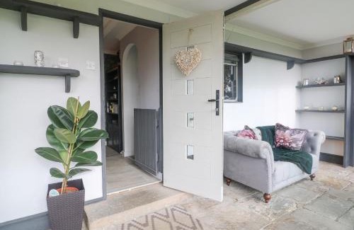 Milford House | The Lodge at Wildersley Farm