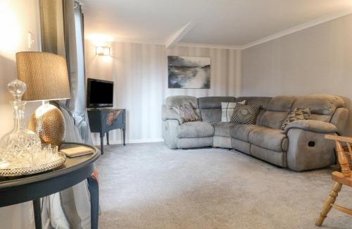 Milford House | The Lodge at Wildersley Farm