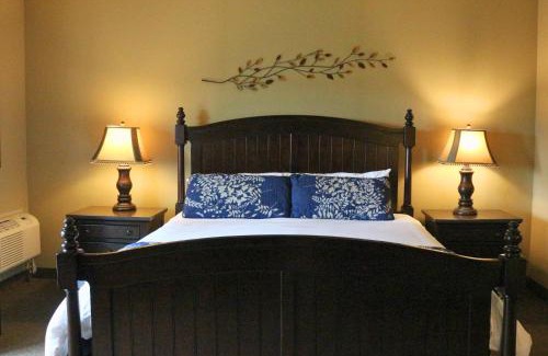 Danielsville Cabin | The Lodge at Woodstone Country Club