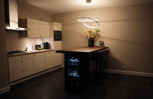 Municipality of Oisterwijk Bed & Breakfast | The Lodge Bed & Wellness Hotelchique Privesuite met Wellness Faciliteiten