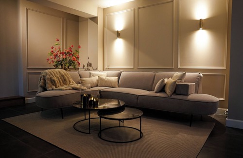 Municipality of Oisterwijk Bed & Breakfast | The Lodge Bed & Wellness Hotelchique Privesuite met Wellness Faciliteiten